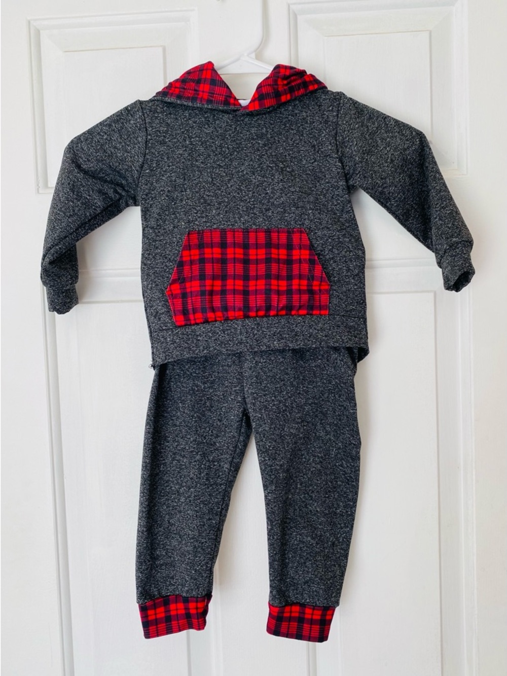 Amazon Kids Gray Hoodie & Jogger Set with Red Plaid Accents